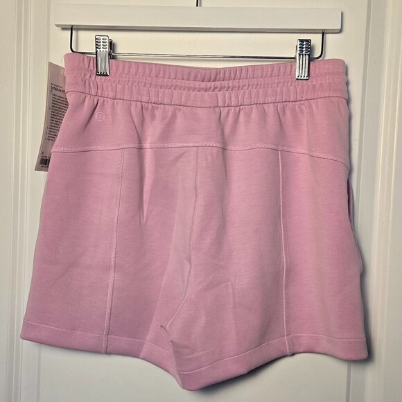 NWT Lululemon Softstreme High-Rise Short 4" - 6 Vitapink - Picture 4 of 8